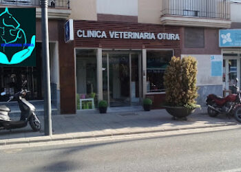 CLINÍCA VETERINARIA OTURA